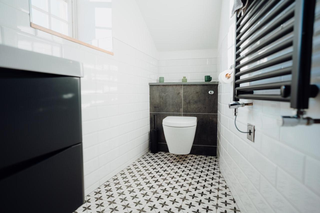 Beautiful 1 Bedroom Apartment Close To The Harbour تينبي المظهر الخارجي الصورة